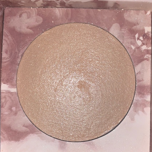 Urban Decay Naked illuminated - Picture 3 of 4